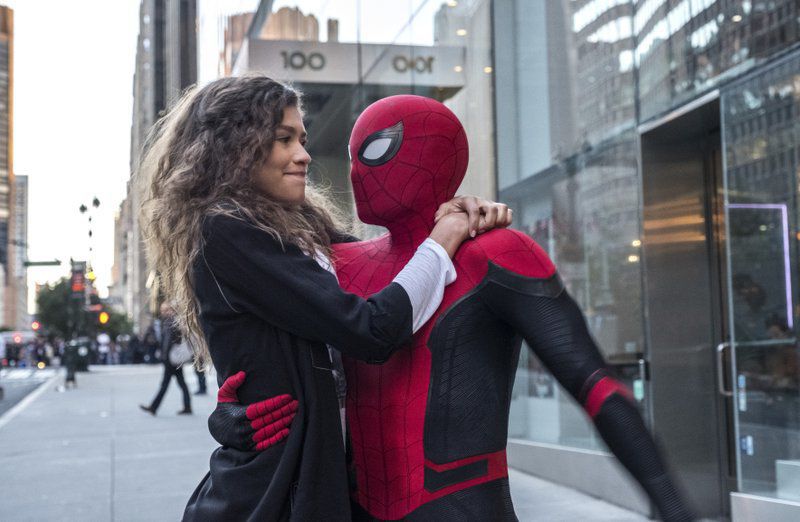 Spider-Man se balancea otra vez en exitosa secuela2